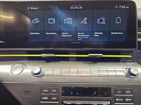 Used 2024 Hyundai Kona Limited FWD image 13