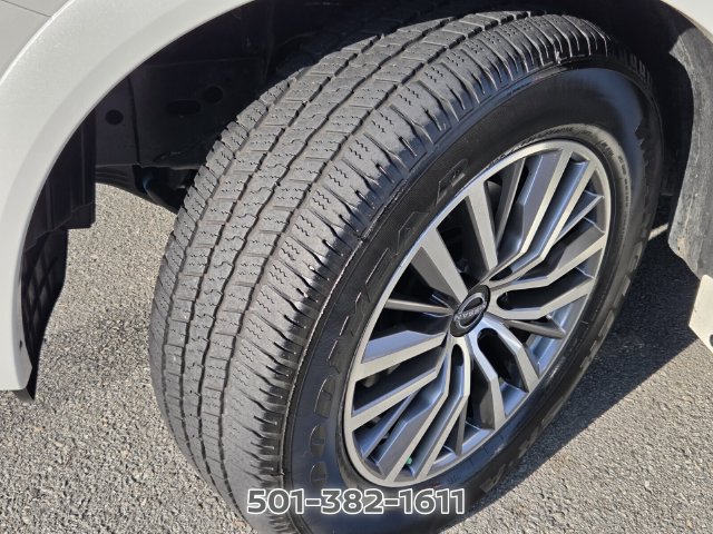 Used 2024 Nissan Armada SL w/ Captain's Chairs Package RWD image 21