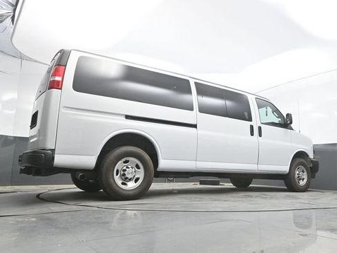 Used 2024 Chevrolet Express 3500 LS RWD image 39