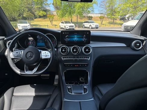 Used 2020 Mercedes-Benz GLC 300 image 12