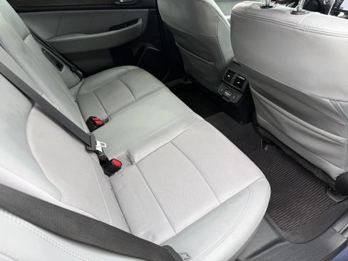 Used 2018 Subaru Outback 2.5i Limited image 28