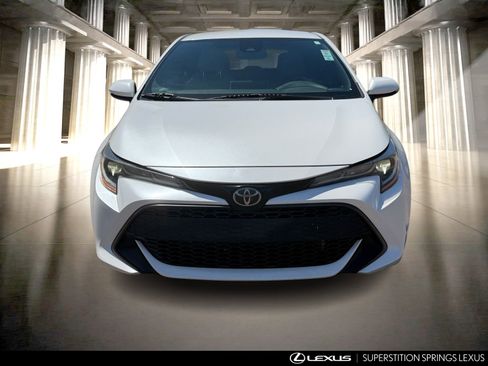 Used 2021 Toyota Corolla SE w/ SE Preferred Package FWD image 5