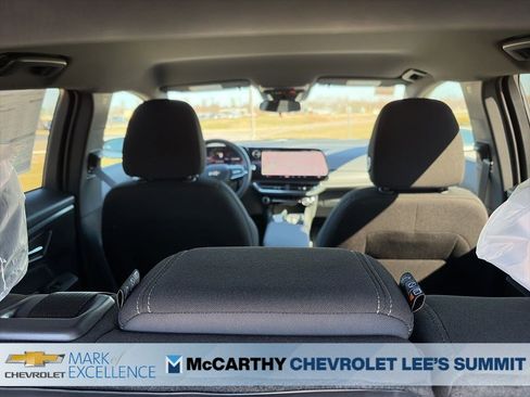 New 2026 Chevrolet Equinox EV LT image 34