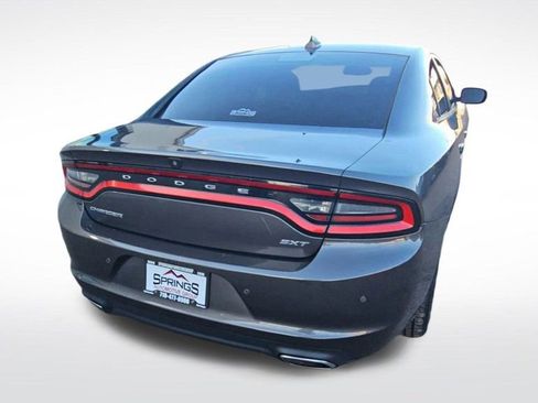 Used 2018 Dodge Charger SXT Plus image 7
