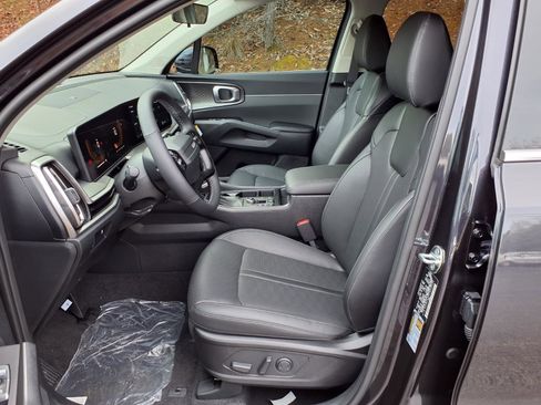 New 2026 Kia Sorento S FWD image 5