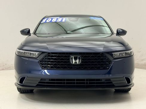 Used 2024 Honda Accord EX-L image 3