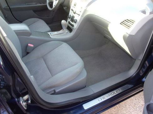 Used 2009 Chevrolet Malibu LS image 7