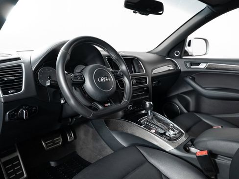 Used 2014 Audi SQ5 Prestige image 12