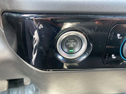Used 2023 Chevrolet Silverado 1500 LT AWD/4WD image 36