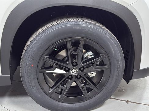 New 2026 Toyota Grand Highlander Platinum image 22