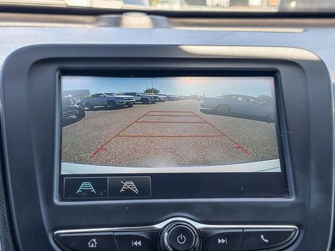 Used 2018 Chevrolet Malibu LT FWD image 50
