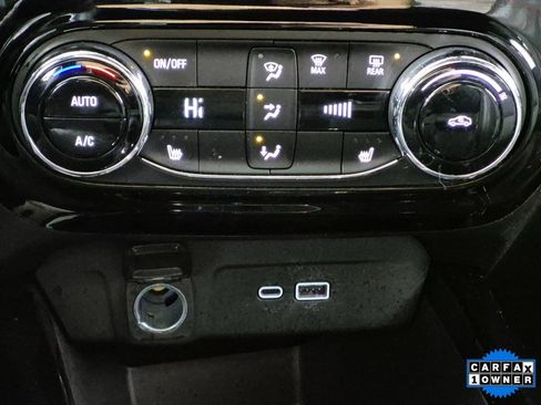 Certified 2024 Chevrolet Trax RS image 18