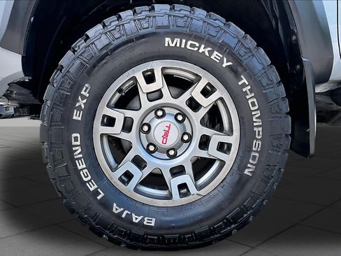 Used 2021 Toyota Tacoma TRD Off-Road w/ Blackout Package (TMS) AWD/4WD image 11