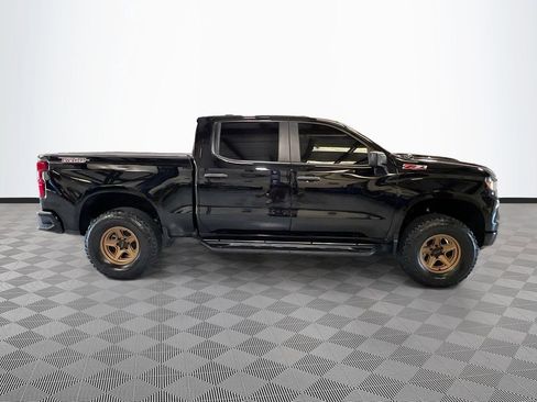 Used 2024 Chevrolet Silverado 1500 Custom Trail Boss AWD/4WD image 8