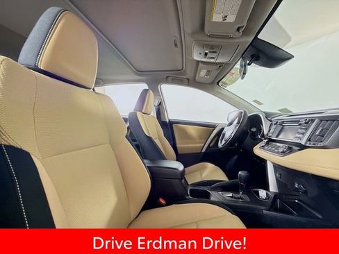 Certified 2018 Toyota RAV4 XLE FWD image 24