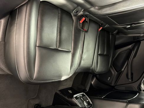 Used 2019 Porsche Macan w/ Premium Package Plus image 23