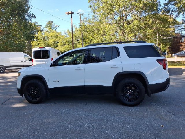 Used 2023 GMC Acadia AT4 w/ Technology Package AWD/4WD image 8