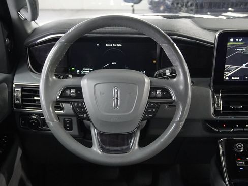 Used 2019 Lincoln Navigator L Reserve w/ Cargo Package AWD/4WD image 15