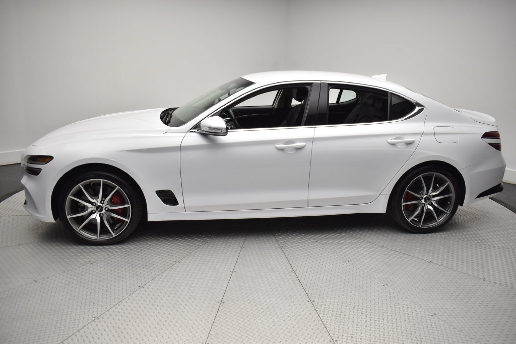 Used 2025 Genesis G70 2.5T AWD/4WD image 8