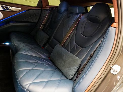 Used 2024 BMW XM image 9