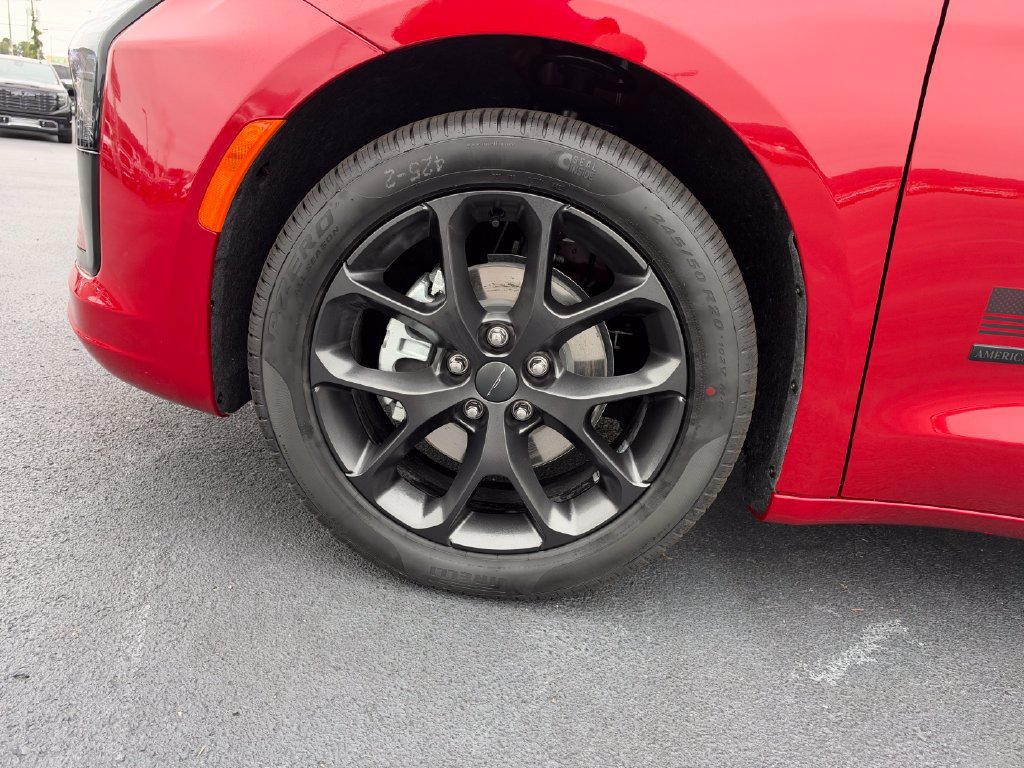 New 2027 Chrysler Pacifica Select FWD image 7