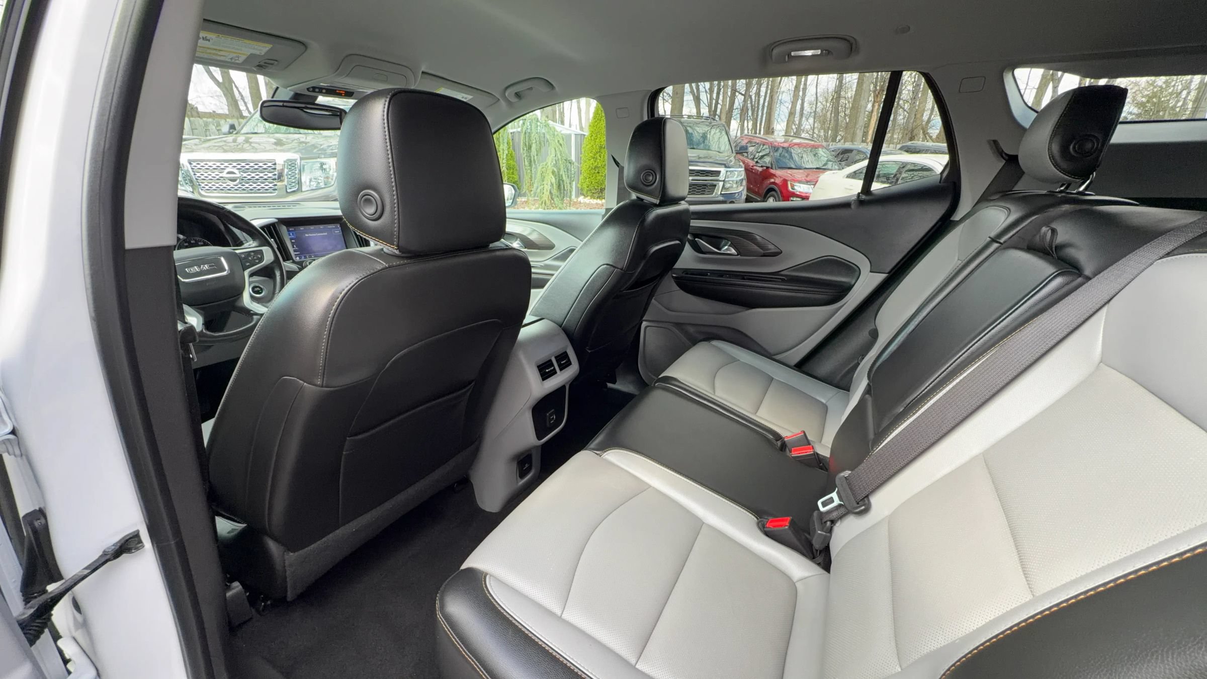 Used 2018 GMC Terrain SLT w/ Infotainment Package II AWD/4WD image 19
