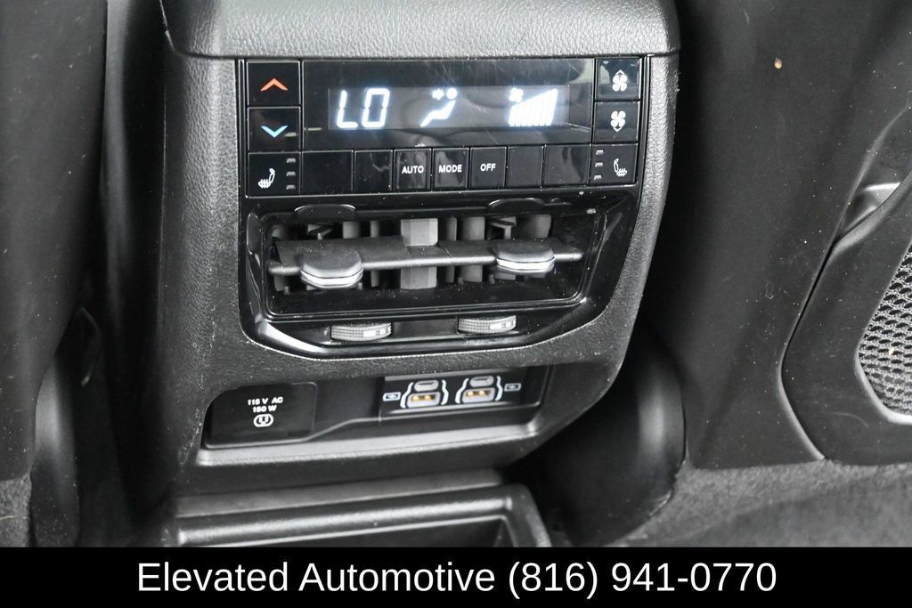 Used 2021 Jeep Grand Cherokee L Limited AWD/4WD image 15