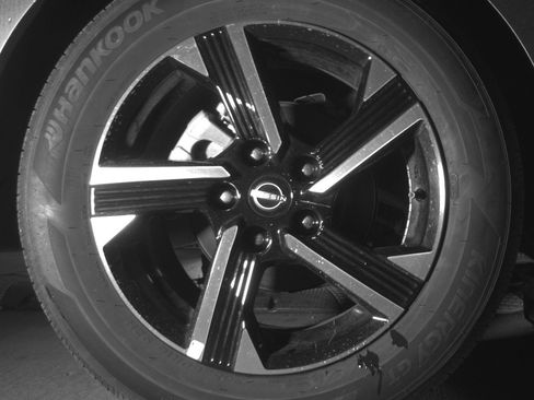 Used 2025 Nissan Sentra SV image 14