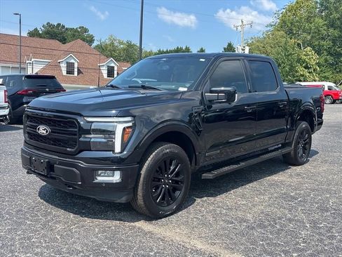 Used 2024 Ford F150 Lariat w/ Equipment Group 502A High AWD/4WD image 3