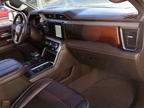 Certified 2023 GMC Sierra 1500 Denali w/ Denali Reserve Package image 12