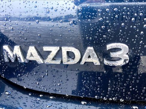 Used 2022 MAZDA MAZDA3 s image 9