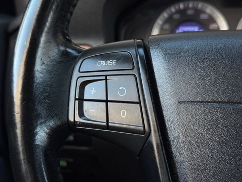 Used 2010 Volvo XC70 3.2 image 29