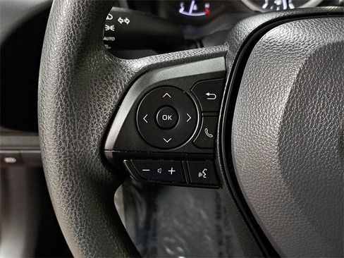 Used 2022 Toyota Corolla LE image 24