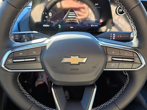 New 2026 Chevrolet Equinox EV LT image 22