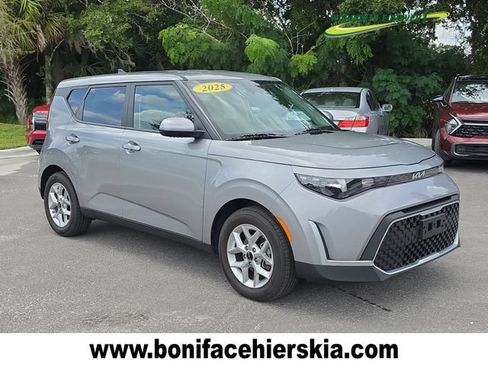 Certified 2025 Kia Soul LX w/ LX Technology Package FWD image 1