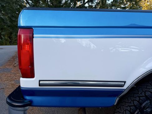 Used 1994 Ford F250 XLT image 50