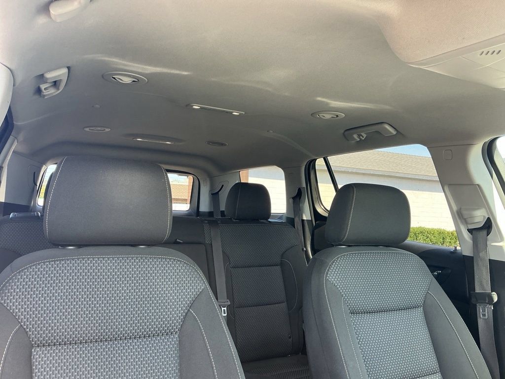 Used 2021 GMC Acadia SLE FWD image 20