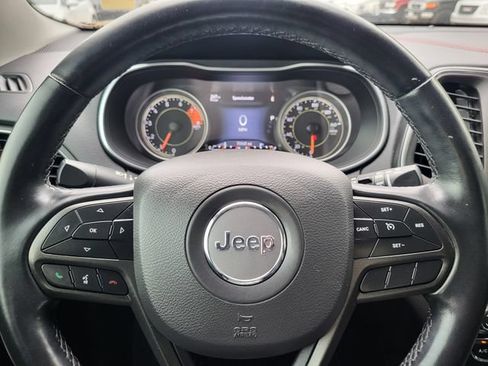 Used 2021 Jeep Cherokee Trailhawk w/ Trailer Tow Group AWD/4WD image 15