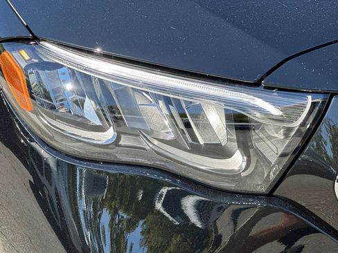 New 2026 Mercedes-Benz E 450 4MATIC Sedan image 11