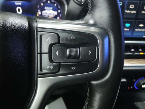 Used 2025 Chevrolet Silverado 1500 LT image 16