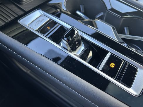 Certified 2025 Volkswagen Atlas Cross Sport SEL Premium R-Line image 20