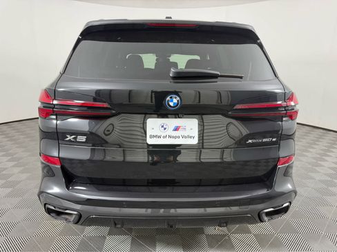 New 2026 BMW X5 xDrive50e w/ M Sport Package image 4