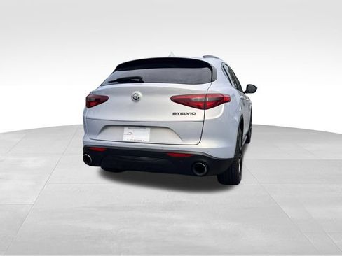 Used 2021 Alfa Romeo Stelvio Sprint w/ Nero Edizione RWD image 5