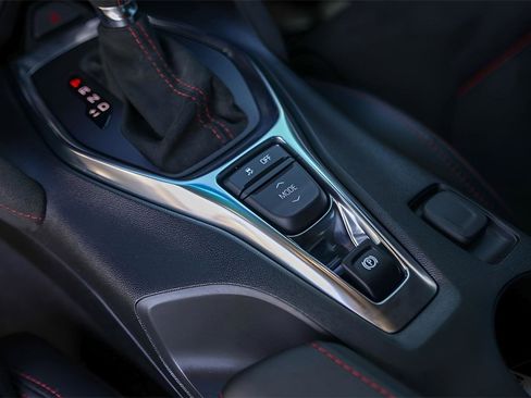 Used 2021 Chevrolet Camaro ZL1 image 19