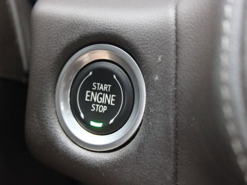 Used 2022 Chevrolet Tahoe LT w/ Luxury Package RWD image 45