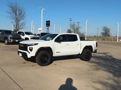 New 2026 GMC Canyon Elevation w/ Technology Package RWD image 4