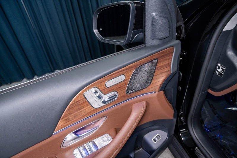 Certified 2026 Mercedes-Benz GLS 450 4MATIC image 17