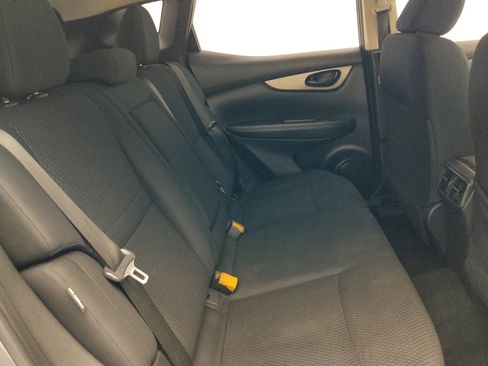 Used 2020 Nissan Rogue Sport S FWD image 19