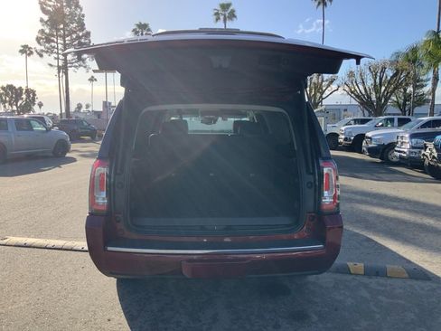 Used 2020 GMC Yukon XL Denali image 7