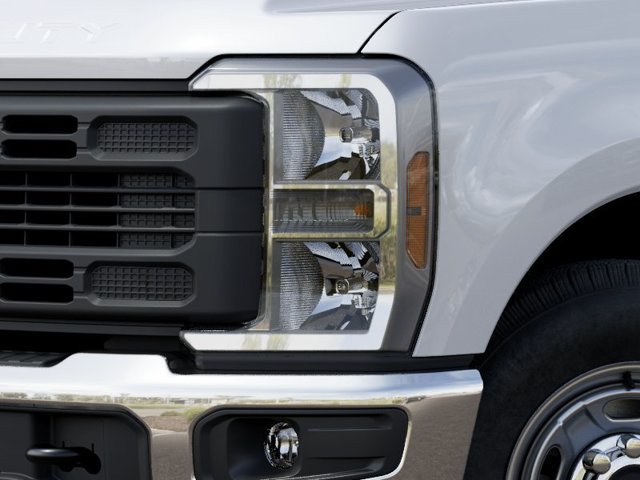 New 2027 Ford F250 XL w/ XL Chrome Package RWD image 16